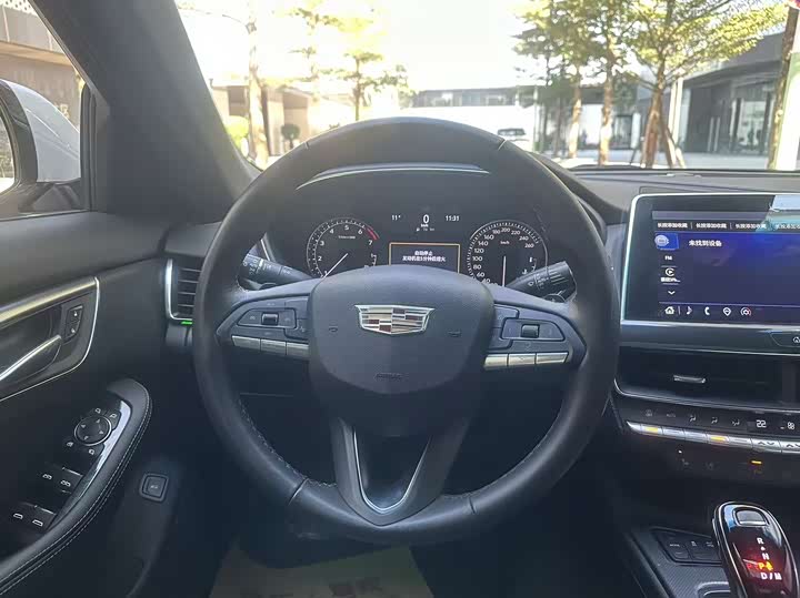 Фото 7 - Cadillac CT5