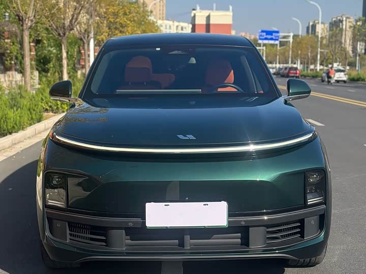 Фото 1 - LiXiang L8