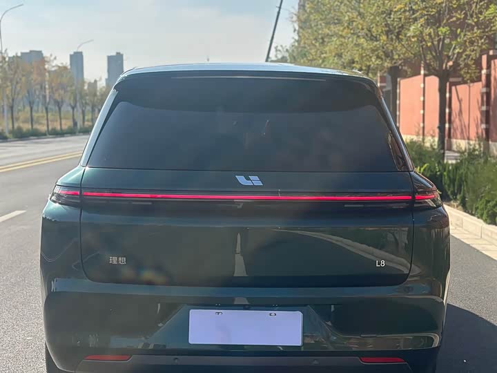 Фото 4 - LiXiang L8