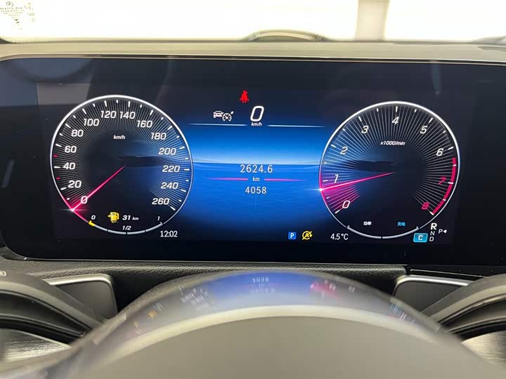 Фото 5 - Mercedes-Benz GLB-Class