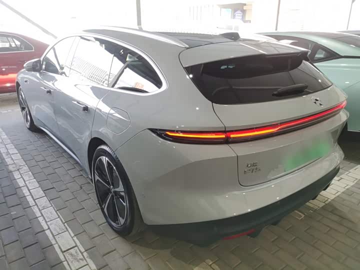 Фото 5 - Nio ET5T