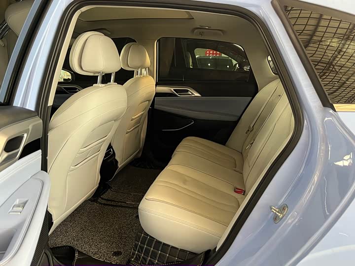 Фото 8 - XPeng P5