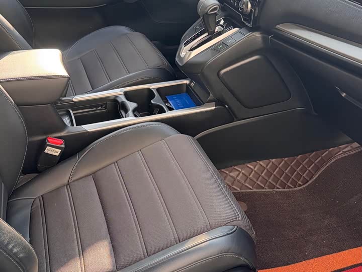 Фото 7 - Honda CR-V