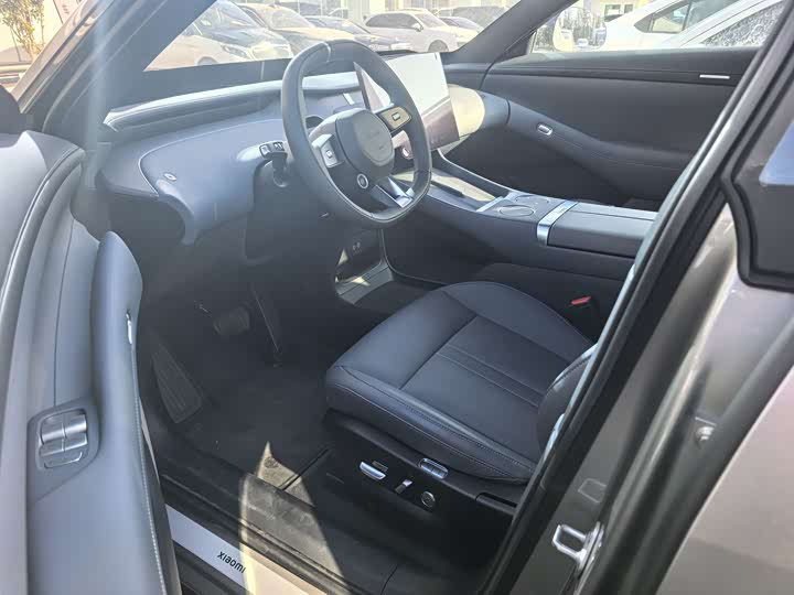 Фото 2 - Xiaomi YU7