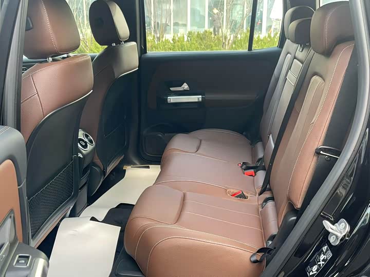 Фото 7 - Mercedes-Benz EQB