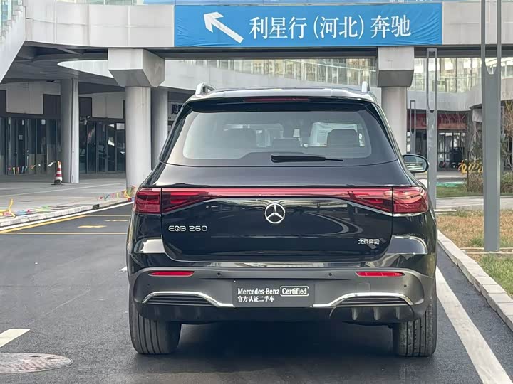 Фото 8 - Mercedes-Benz EQB