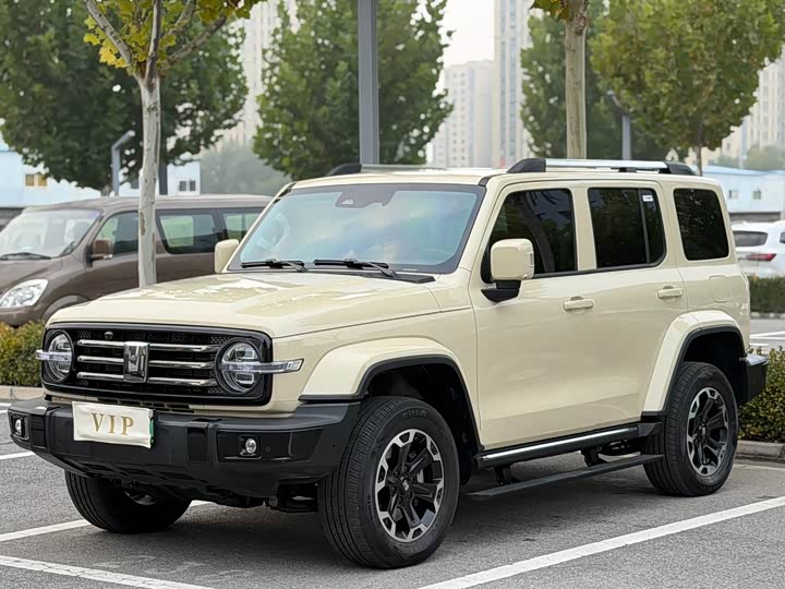 Фото 1 - Tank 300 Hybrid