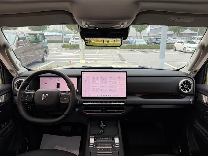 Фото 7 - Tank 300 Hybrid