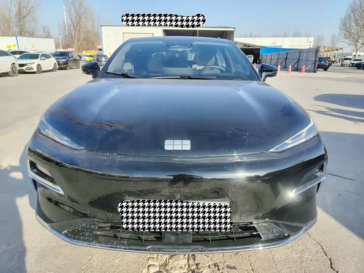 Фото 2 - Geely Galaxy Starshine 8 EM-i