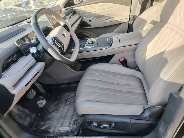 Фото 4 - Geely Galaxy Starshine 8 EM-i