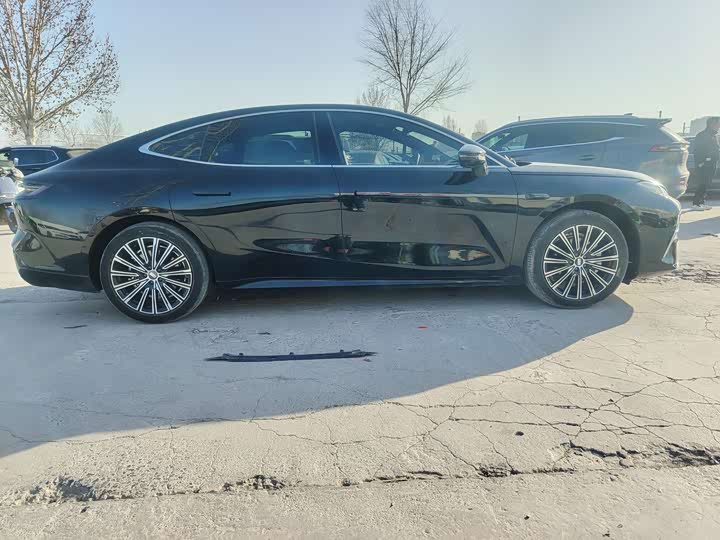 Фото 9 - Geely Galaxy Starshine 8 EM-i