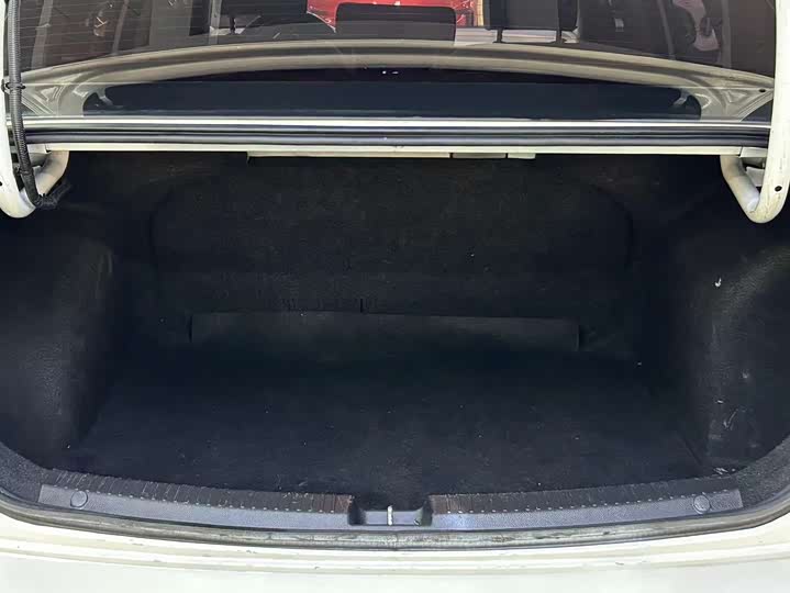 Фото 9 - Bestune B30 EV