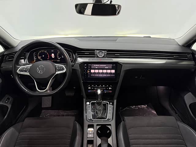 Фото 8 - Volkswagen Magotan