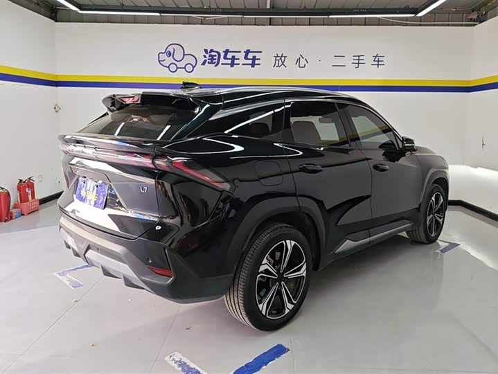 Фото 3 - Geely Galaxy L7