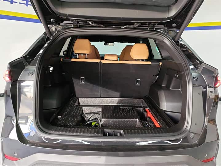 Фото 4 - Geely Galaxy L7