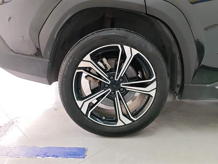 Фото 6 - Geely Galaxy L7