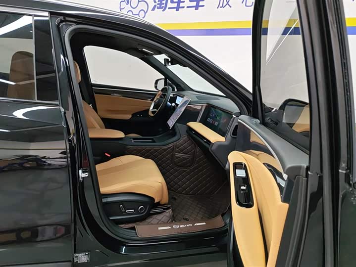 Фото 8 - Geely Galaxy L7