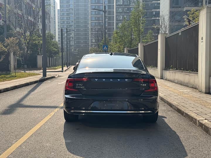 Фото 5 - Volvo S90 Hybrid