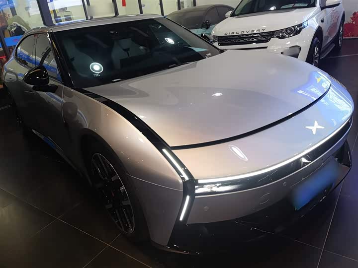 Фото 4 - XPeng P7