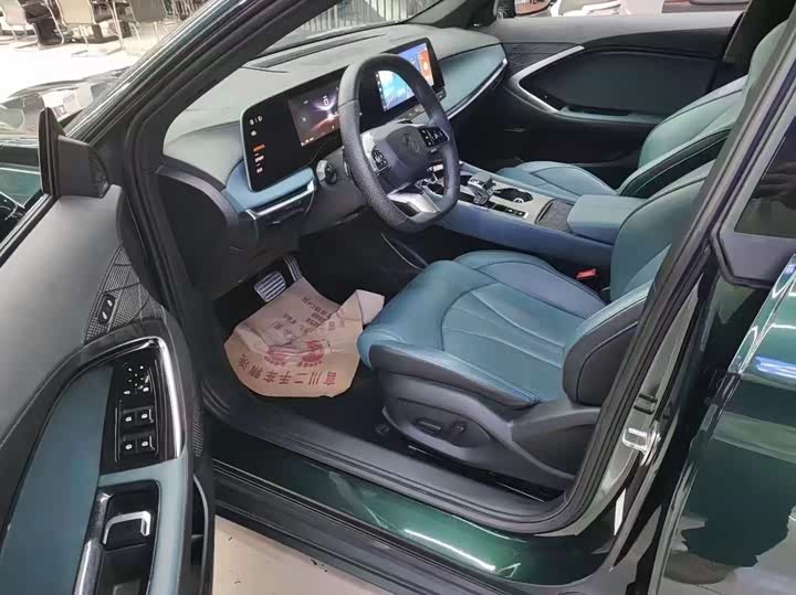 Фото 4 - MG Motor 7