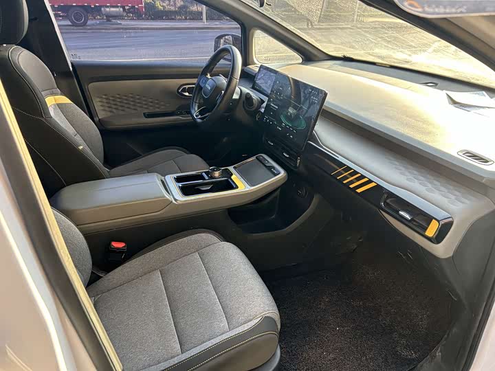 Фото 6 - GAC Aion Y