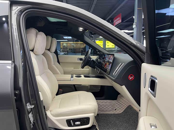 Фото 6 - LiXiang L9