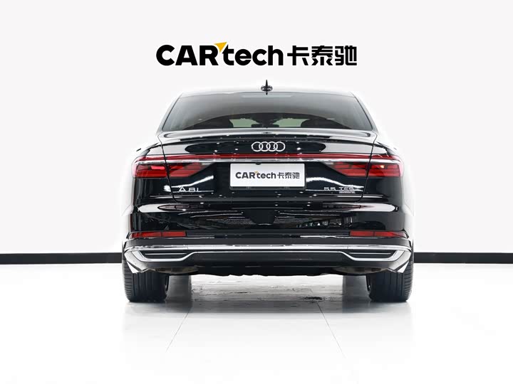 Фото 5 - Audi A8