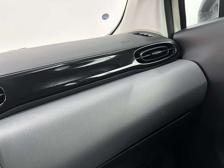 Фото 6 - Leapmotor T03