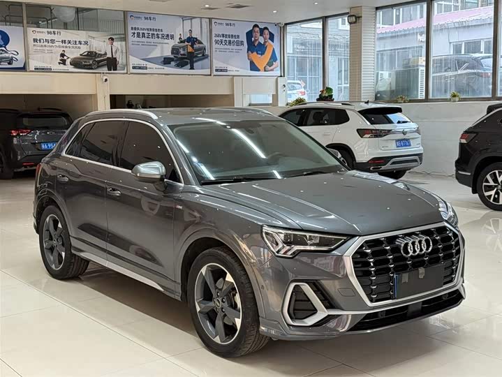 Фото 3 - Audi Q3