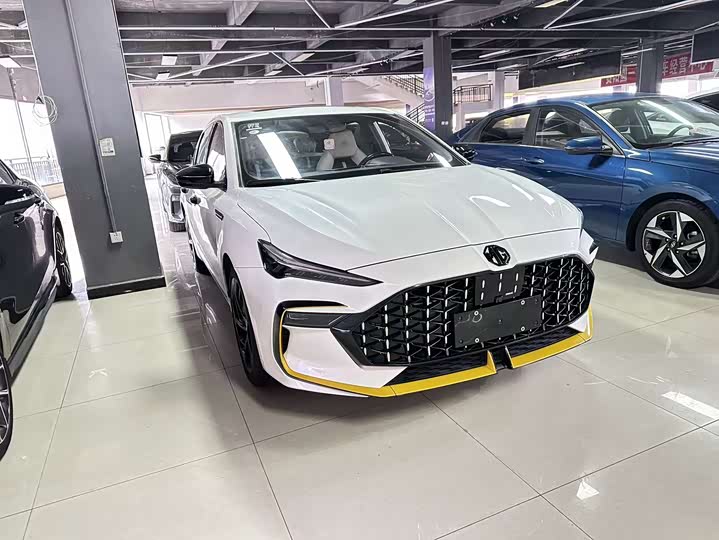 Фото 3 - MG Motor 6