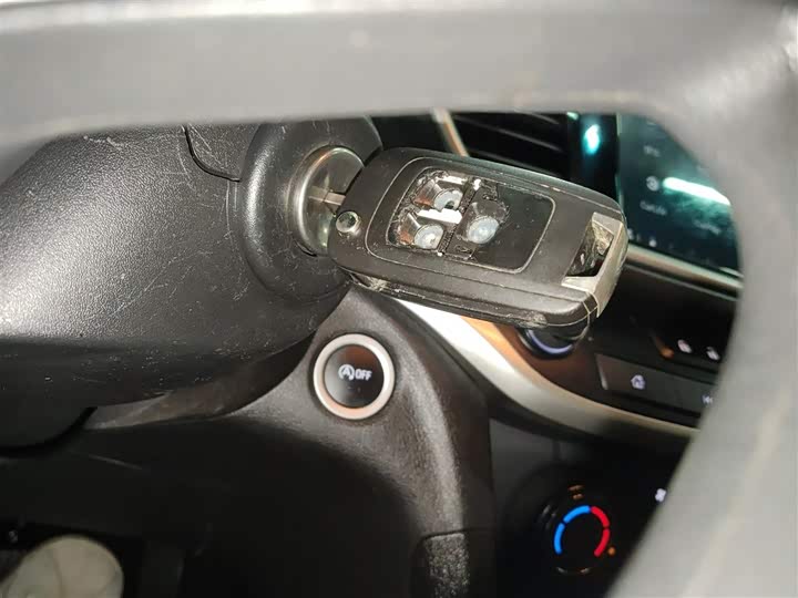 Фото 9 - Buick Excelle GT