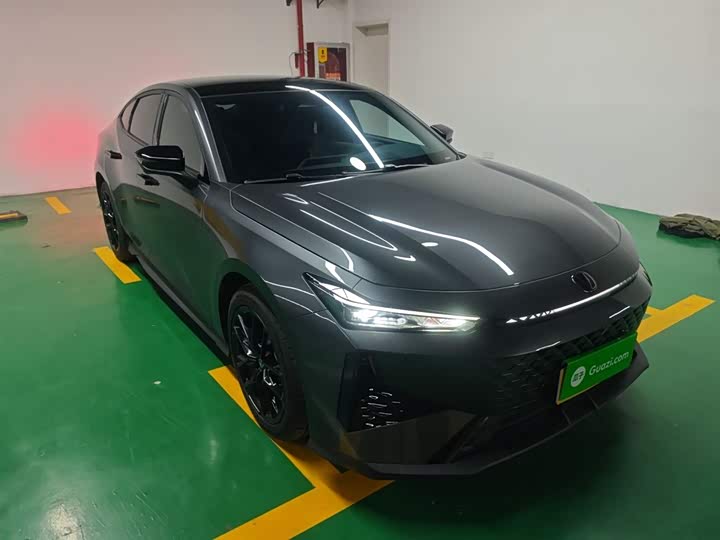 Фото 4 - Changan UNI-V