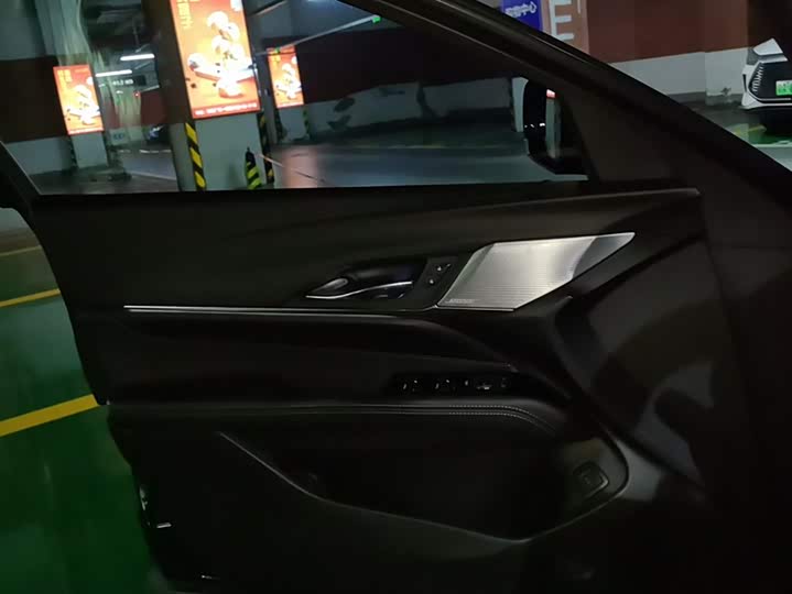 Фото 7 - Cadillac CT4