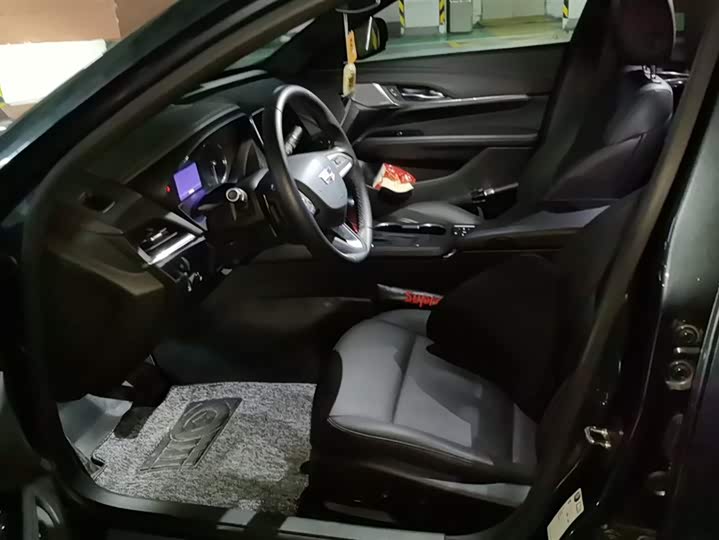 Фото 9 - Cadillac CT4