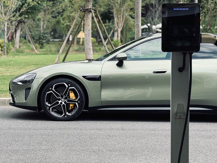 Фото 9 - Xiaomi SU7