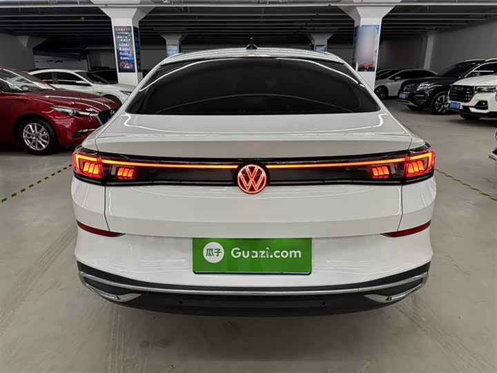 Фото 9 - Volkswagen Lamando L