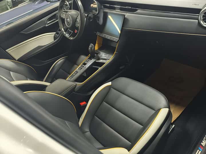 Фото 8 - MG Motor 6