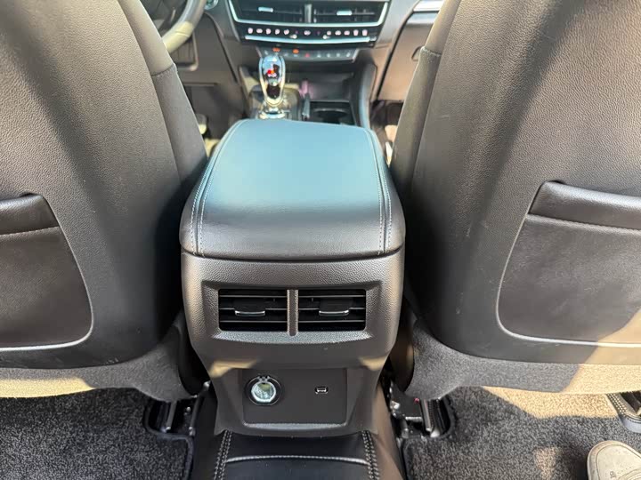 Фото 5 - Cadillac CT5