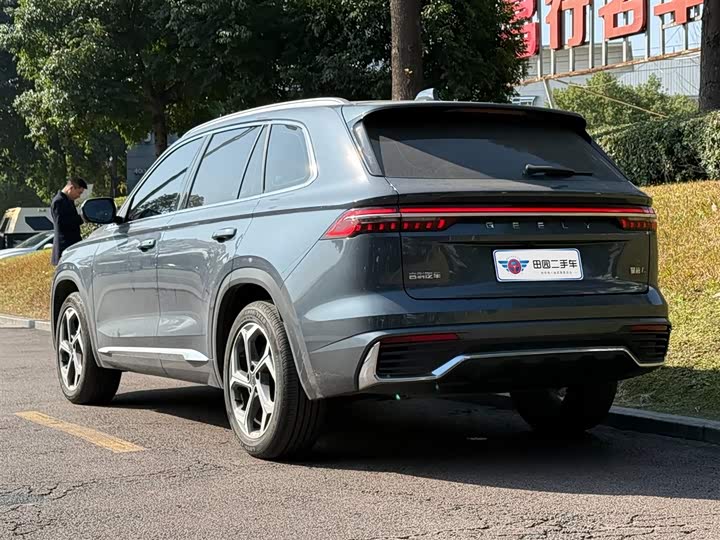 Фото 4 - Geely Monjaro