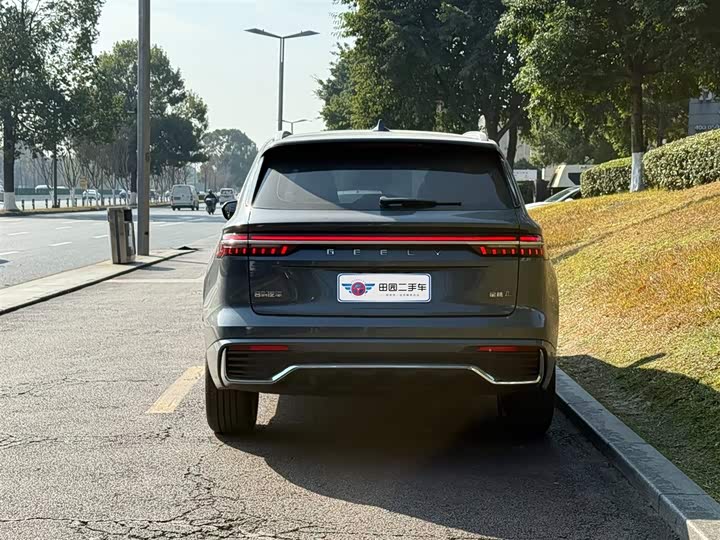 Фото 5 - Geely Monjaro