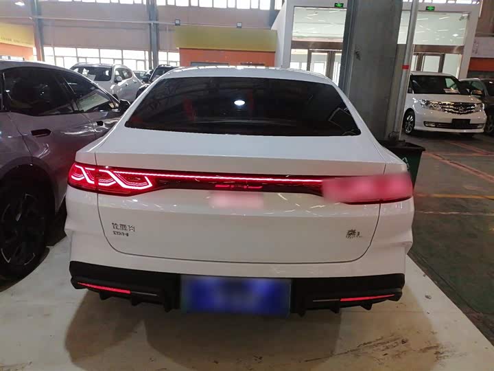 Фото 6 - BYD Qin L