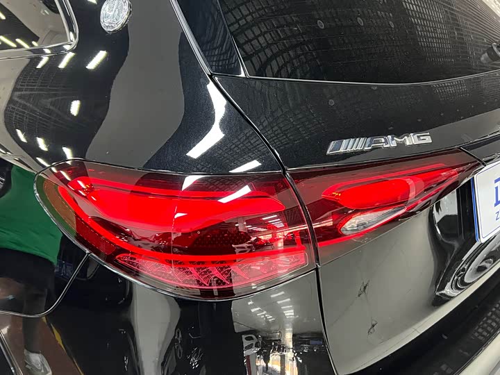 Фото 8 - Mercedes-Benz GLC-Class AMG