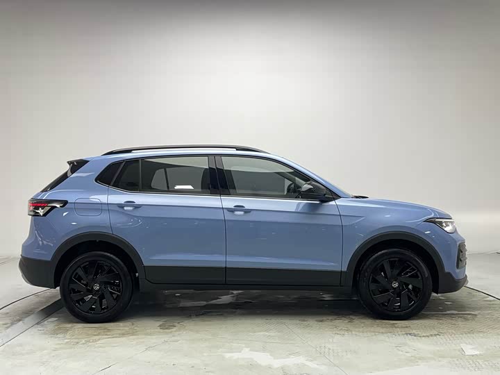 Фото 4 - Volkswagen Tharu