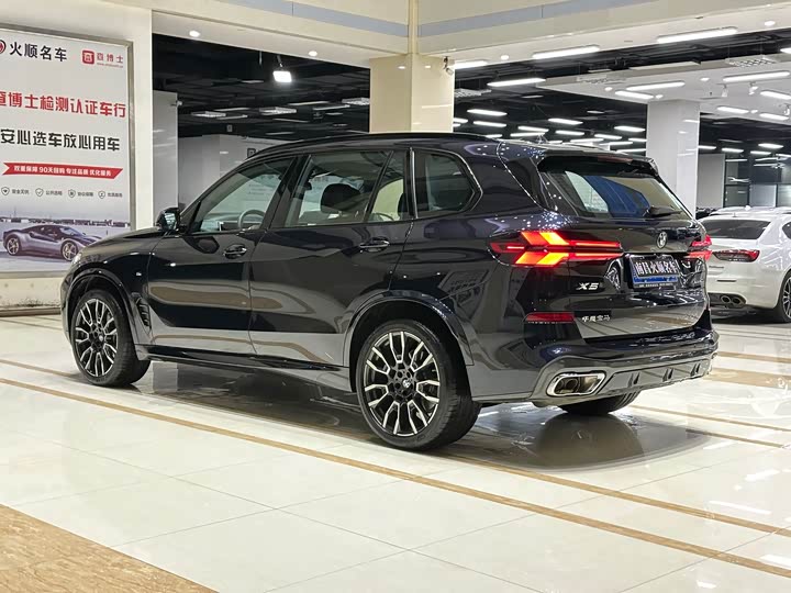 Фото 8 - BMW X5