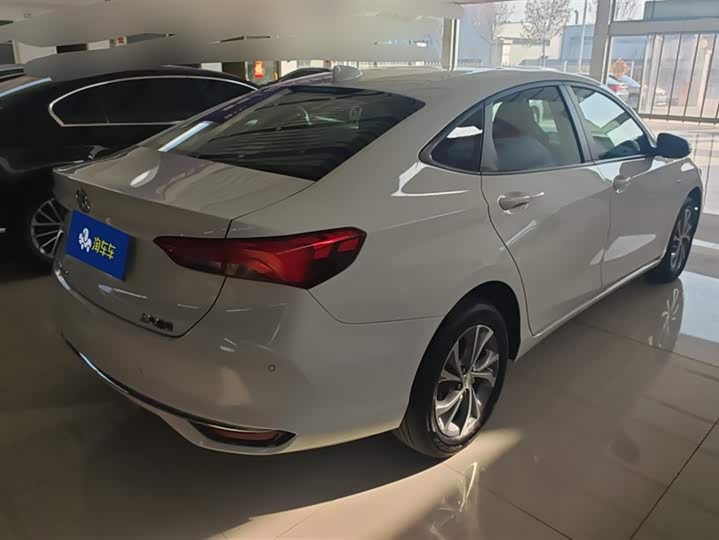 Фото 3 - Buick Verano