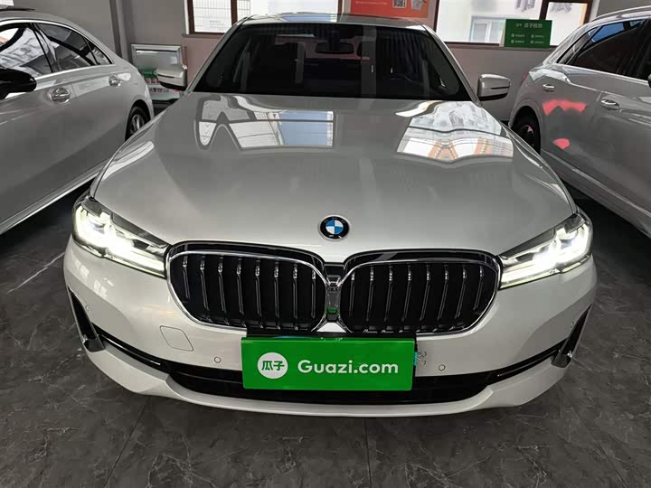 Фото 3 - BMW 5 Series