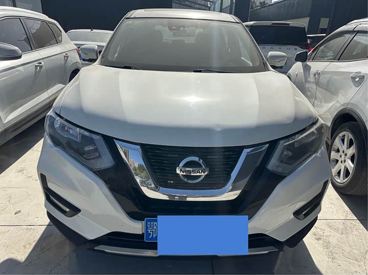 Фото 2 - Nissan X-Trail