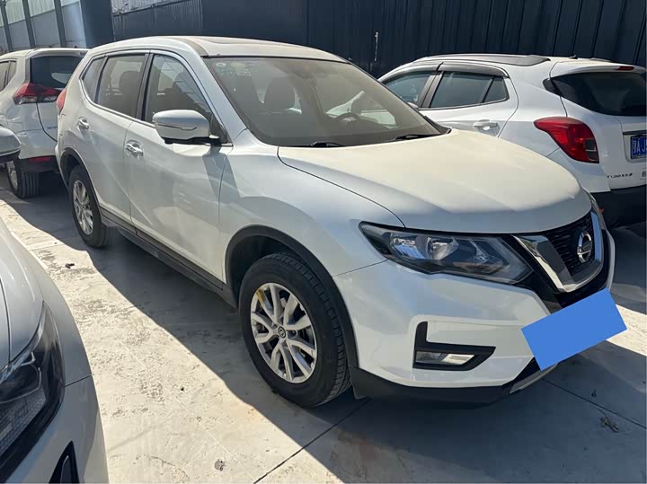 Фото 3 - Nissan X-Trail