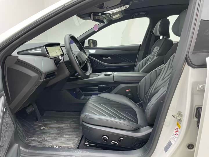 Фото 7 - Changan Deepal SL03