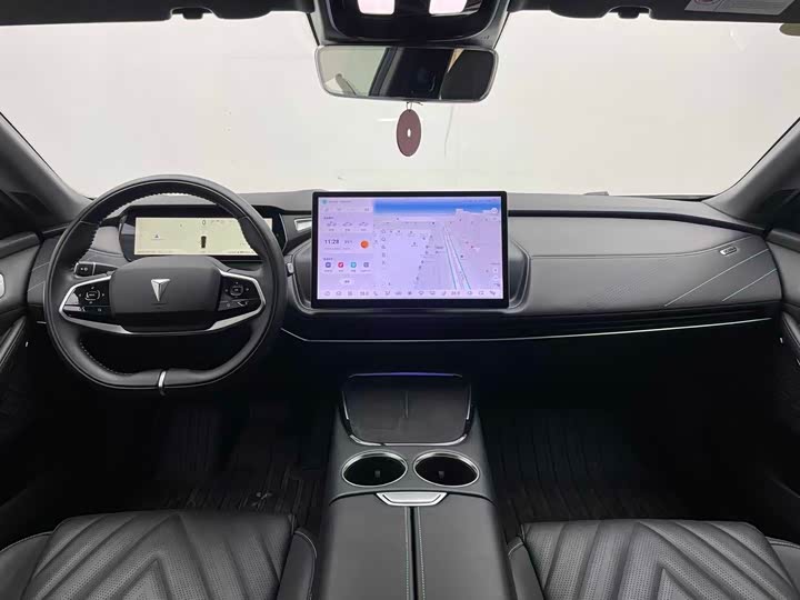 Фото 8 - Changan Deepal SL03